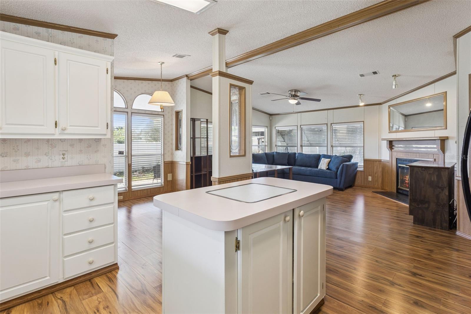 QUAIL RIDGE ESTATES - Residential