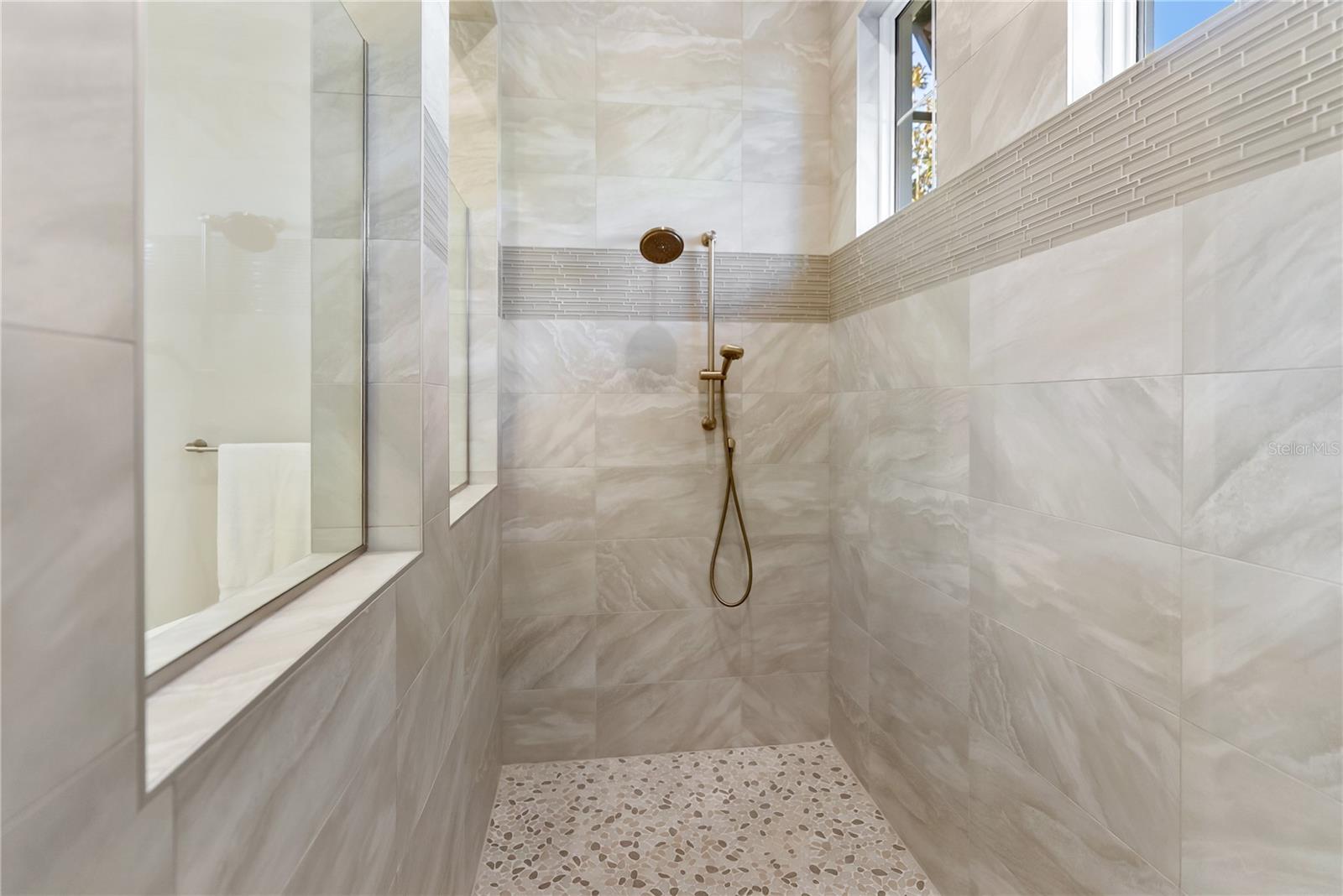 LAKE CLUB PH IV SUBPH C-1 AKA GENOA - Residential