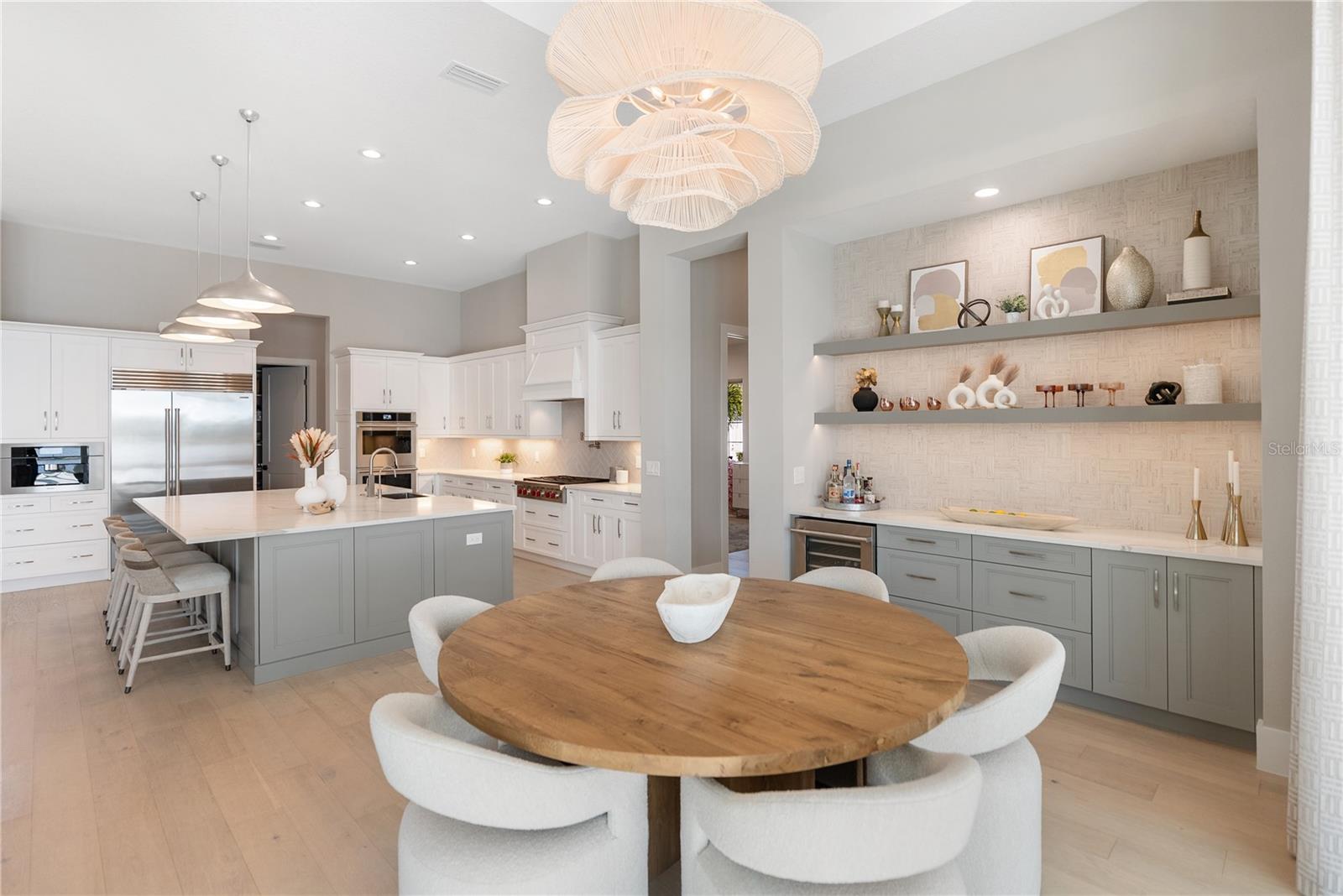 17014 CLEARLAKE AVENUE