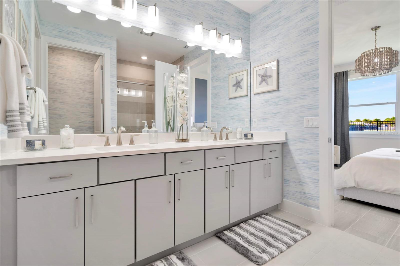 EPPERSON CRYSTAL LAGOON TWNHMS - Residential