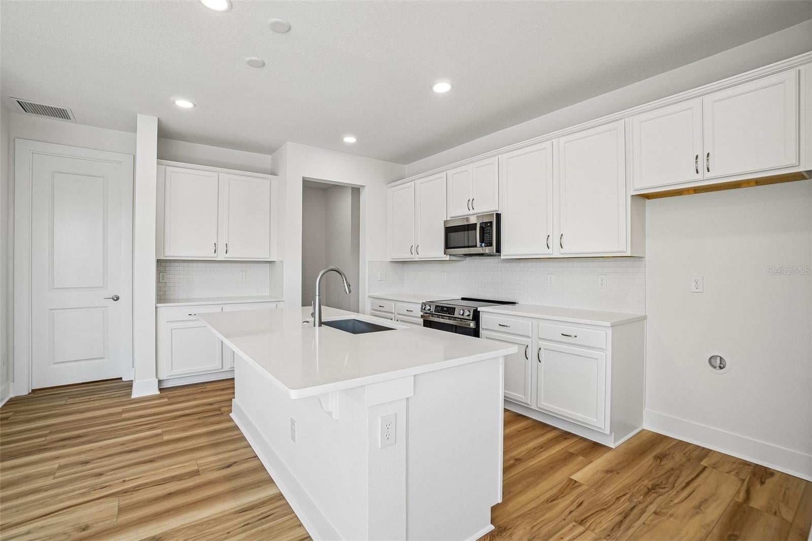 31856 CLOVER FIN COURT