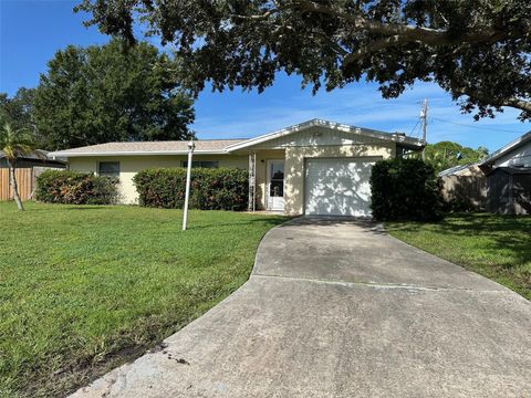 8470 121ST STREET SEMINOLE FL 33772