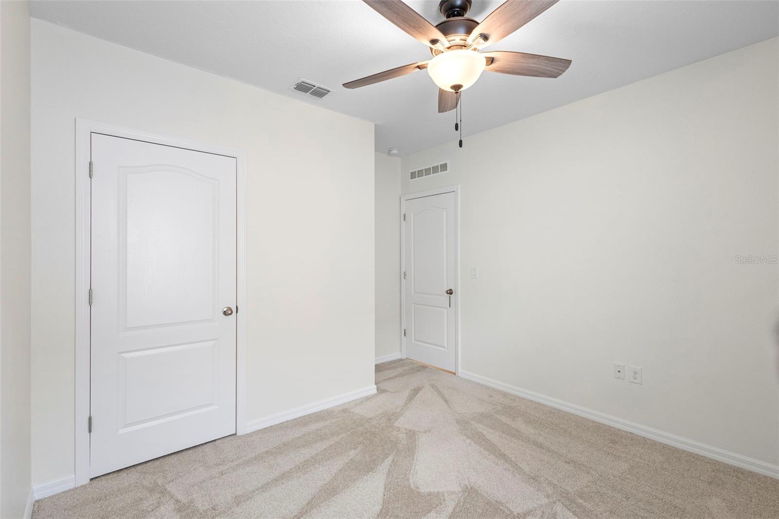 VICTORIA OAKS PH A - Residential