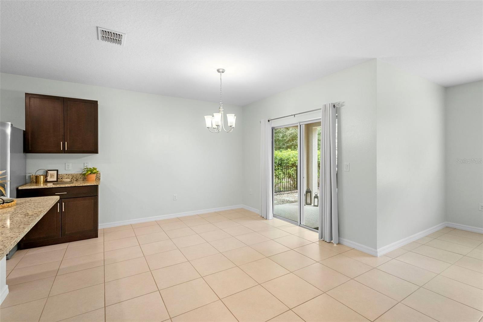 VICTORIA OAKS PH A - Residential