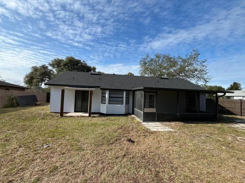 A home in DELTONA