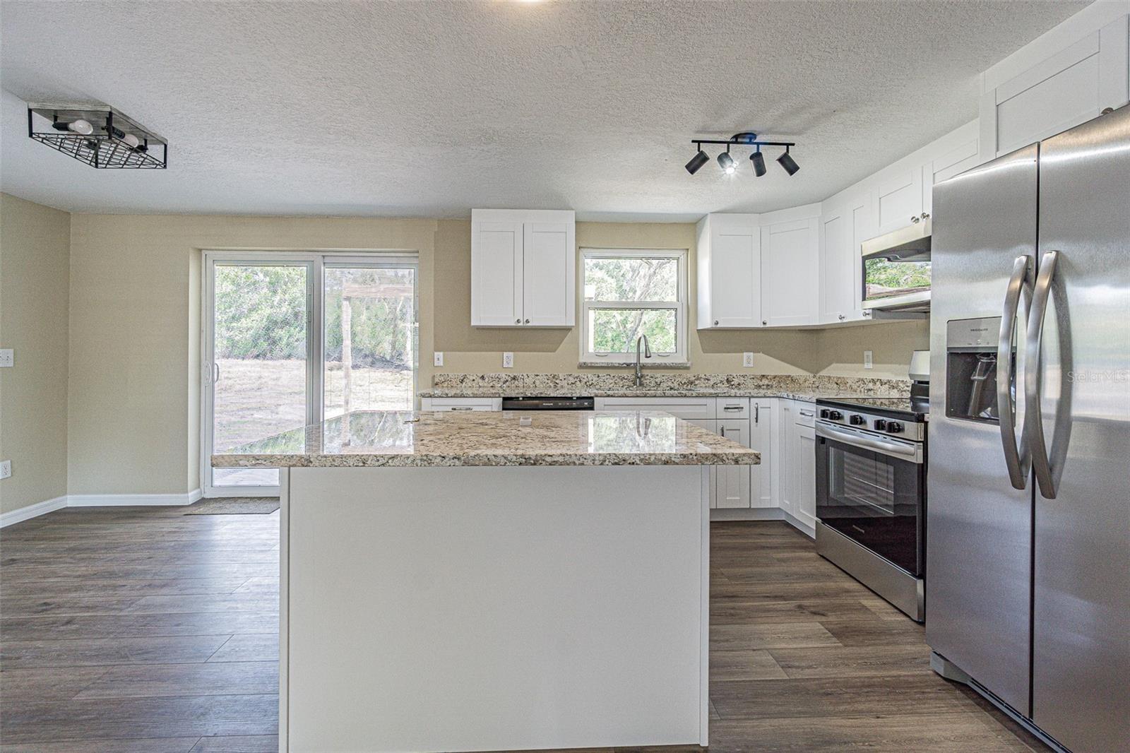 ZEPHYRHILLS COLONY CO LAN - Residential