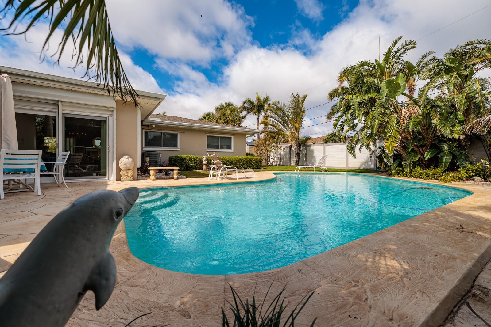2340 W BAY ISLE DRIVE SE