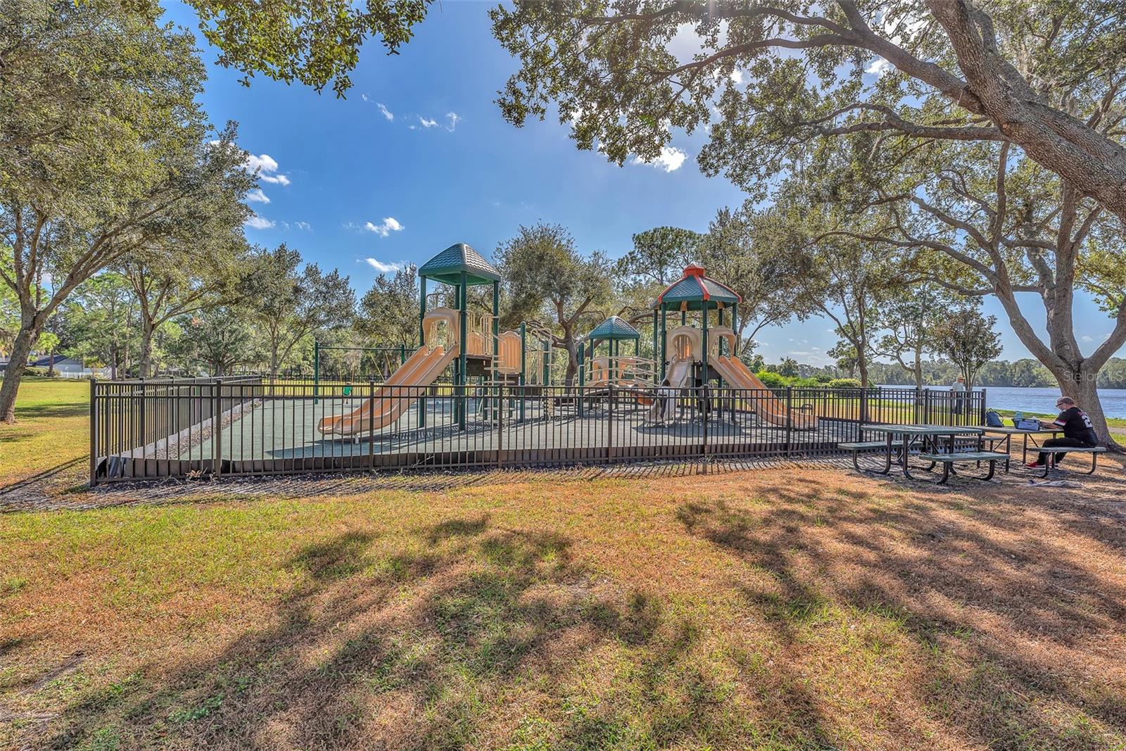 THE PADDOCKS PH II - Residential