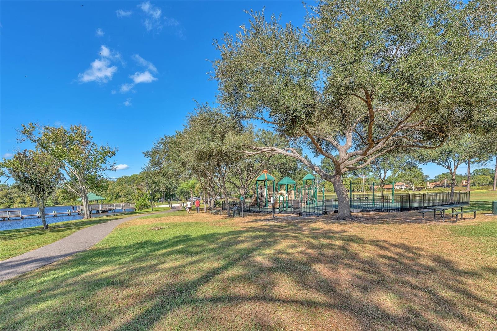 THE PADDOCKS PH II - Residential