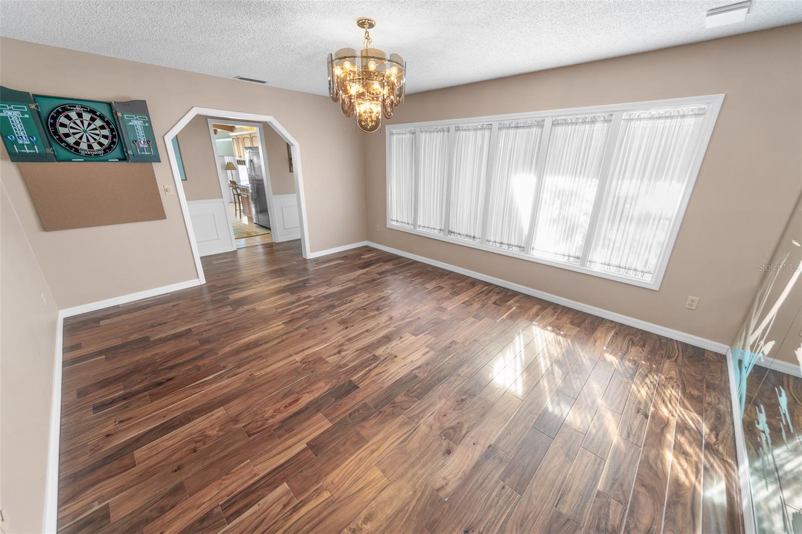 THRIFT TRACTS - Residential