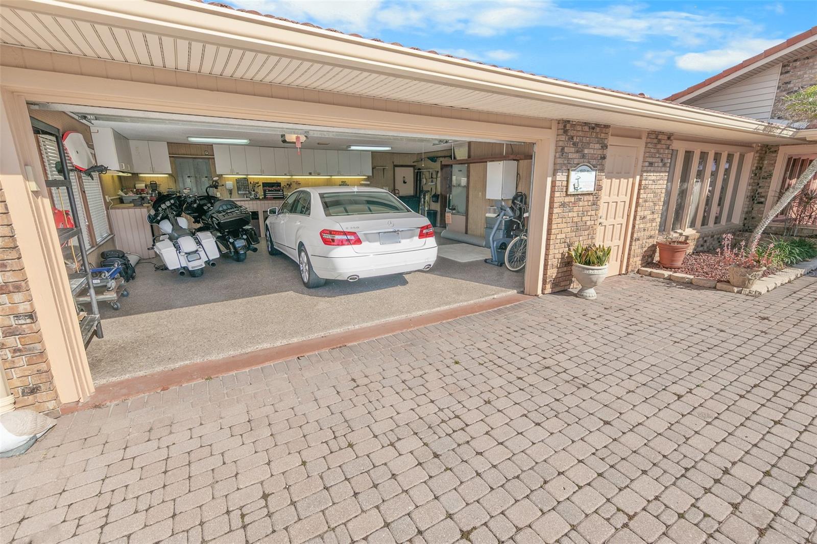 THRIFT TRACTS - Residential