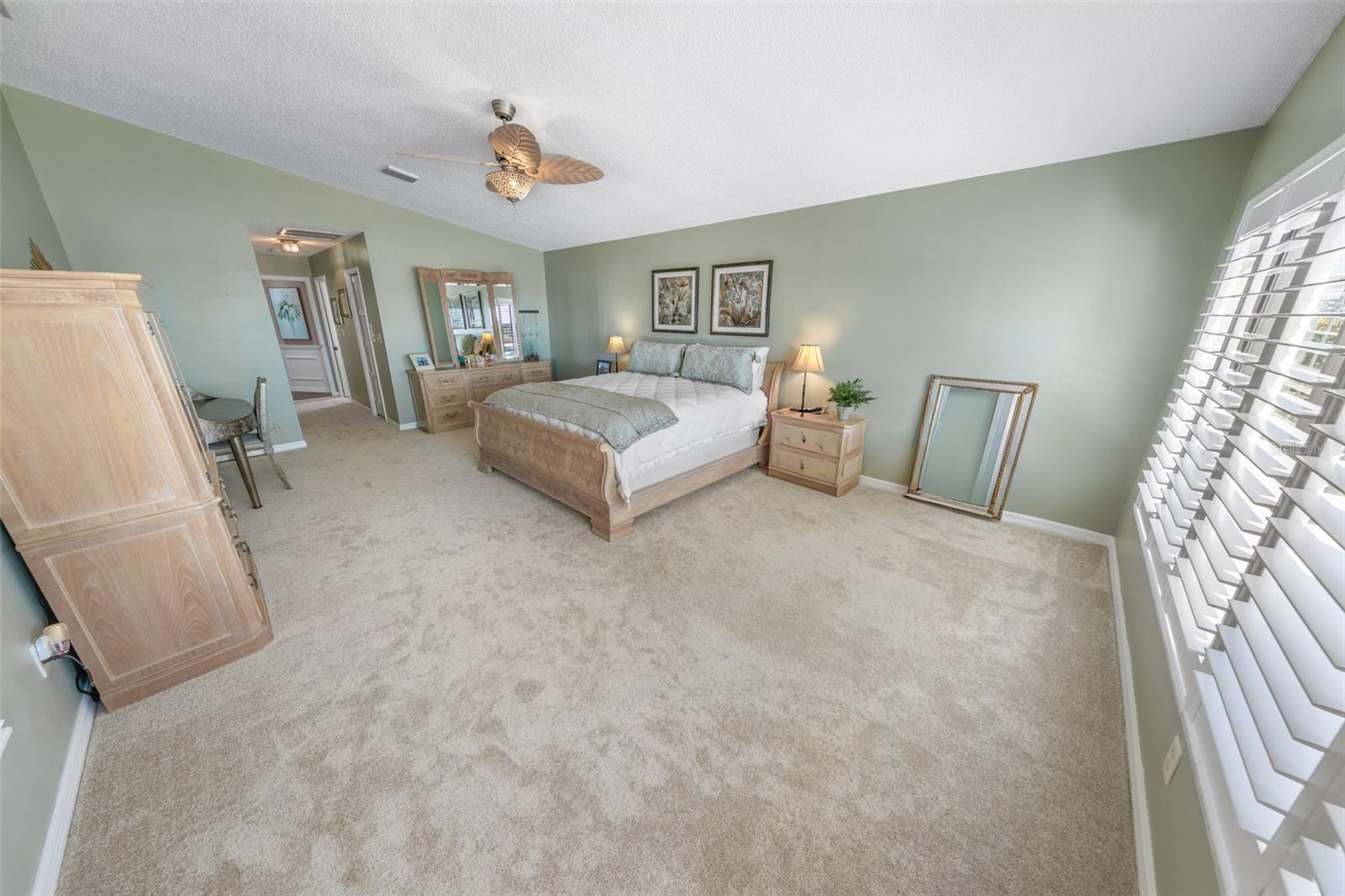 THRIFT TRACTS - Residential