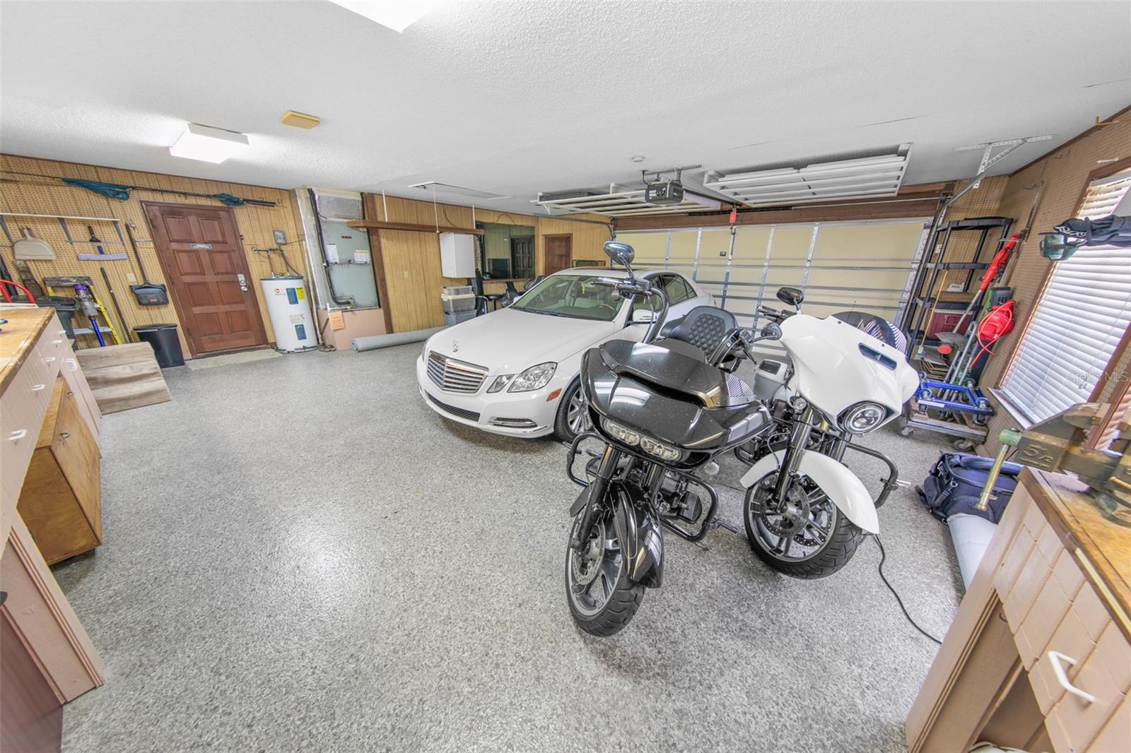 THRIFT TRACTS - Residential