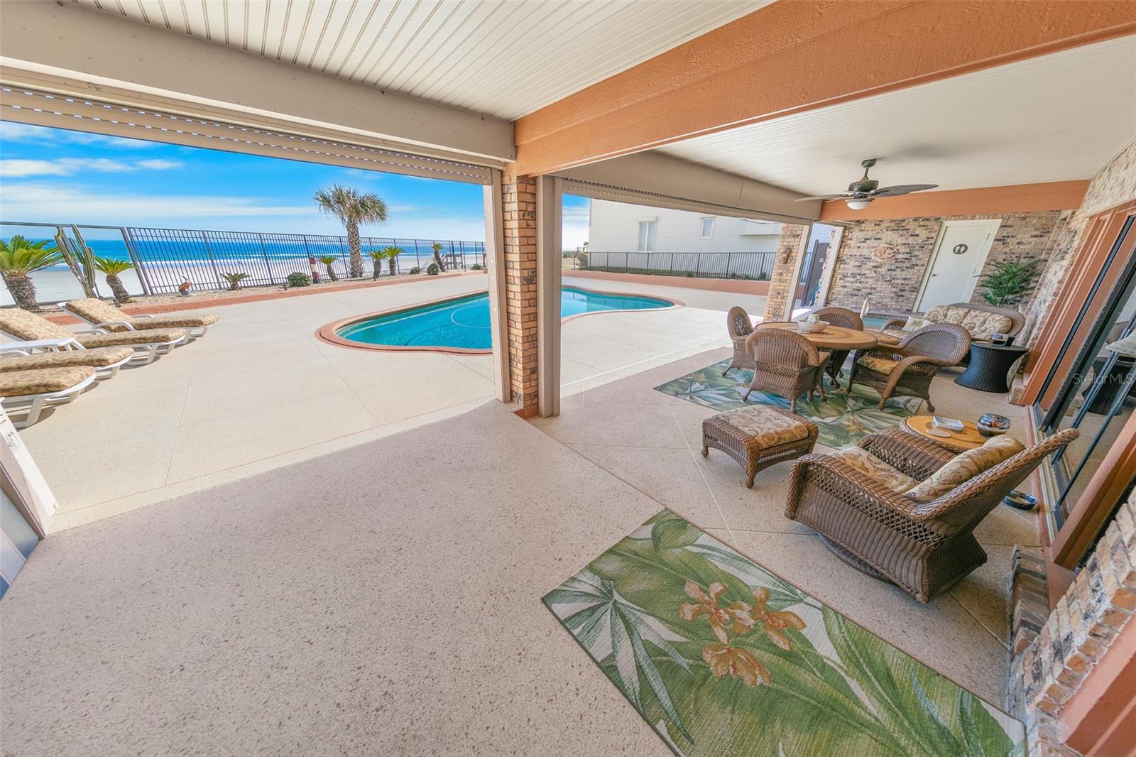 THRIFT TRACTS - Residential