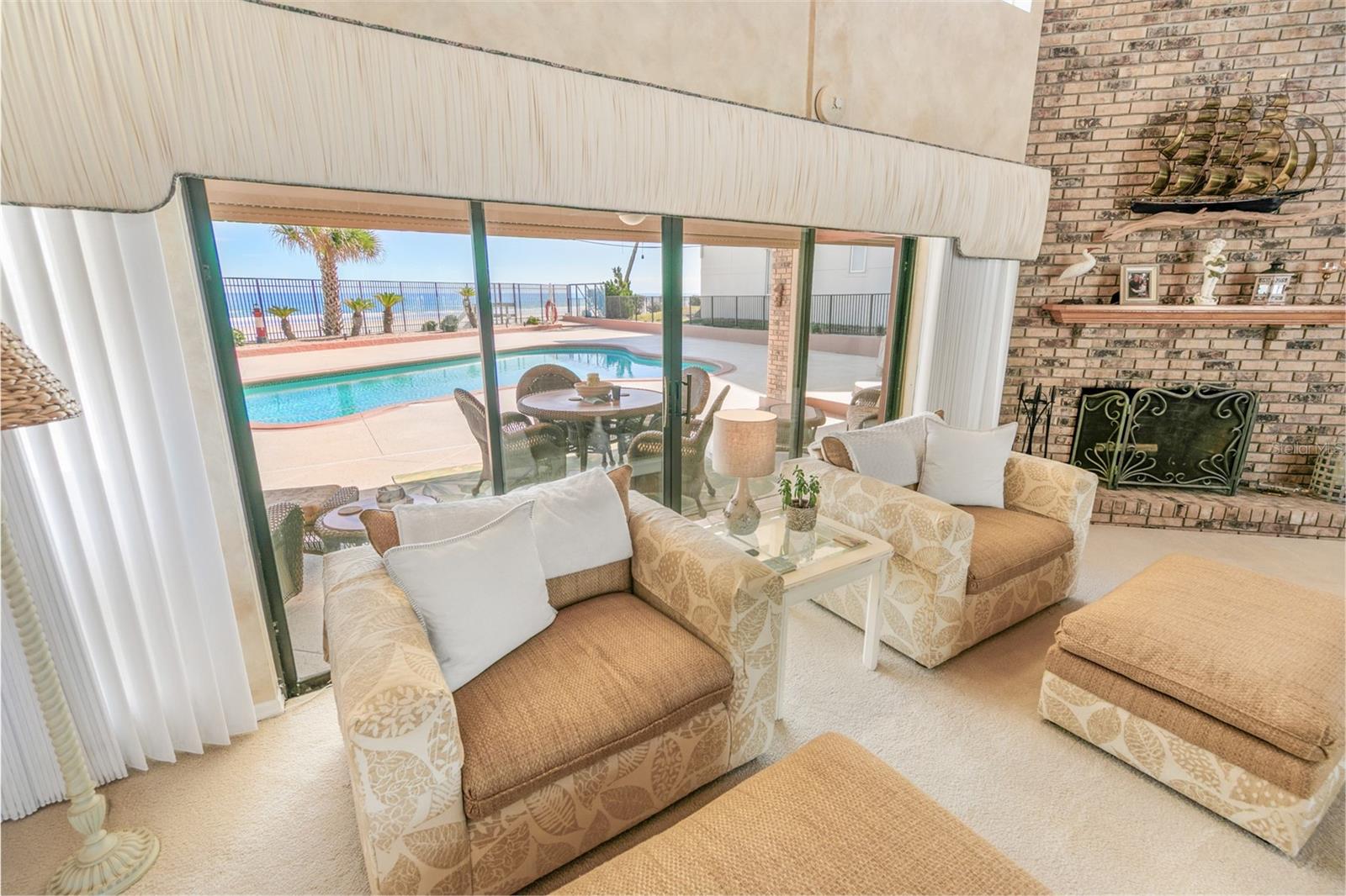 THRIFT TRACTS - Residential