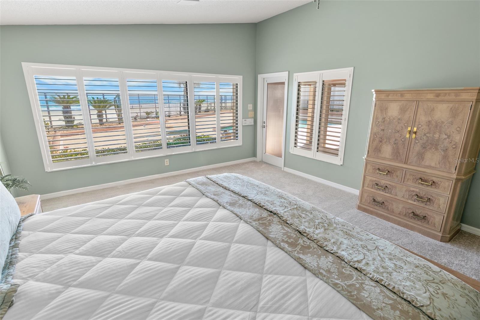 THRIFT TRACTS - Residential