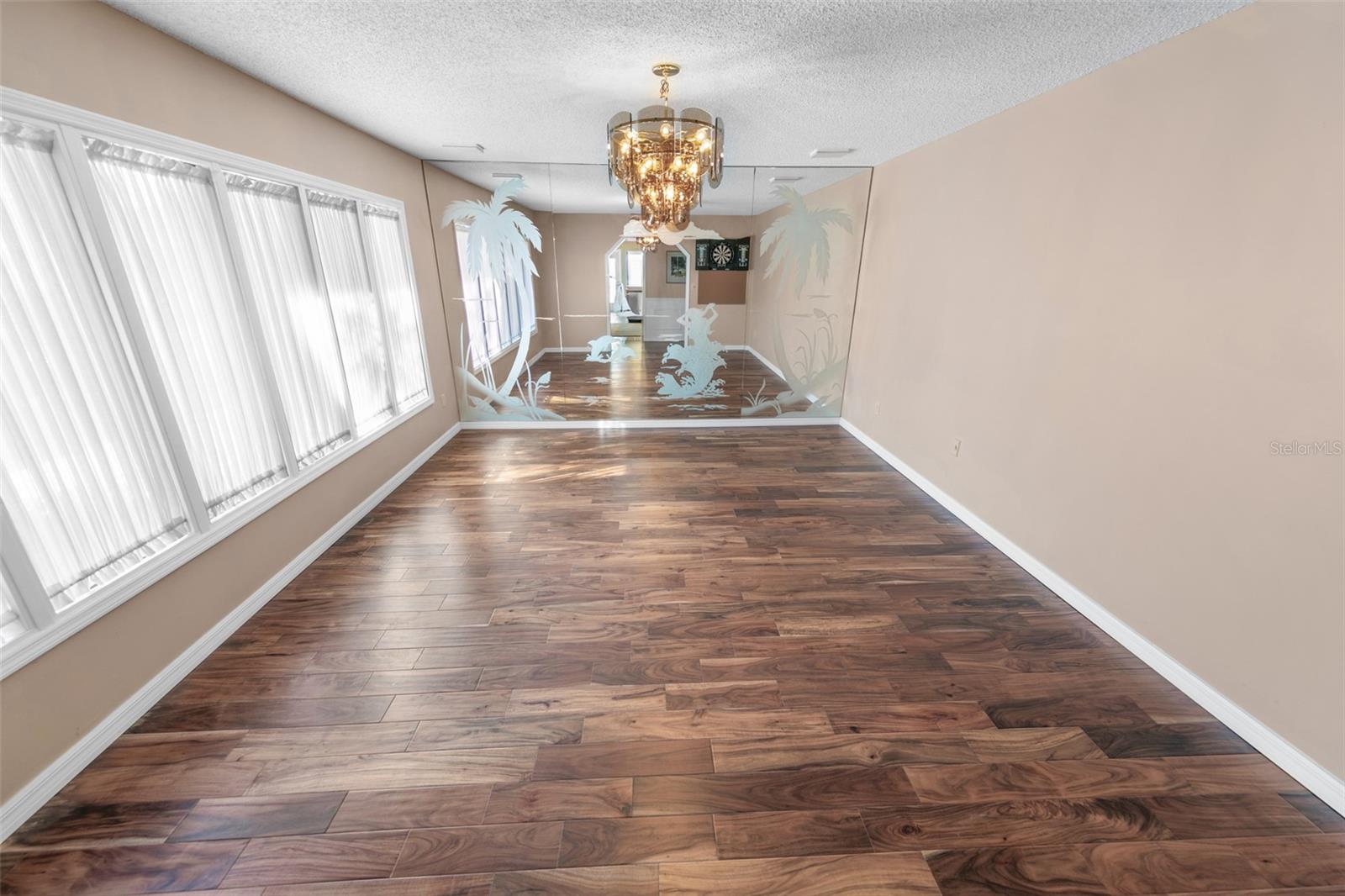 THRIFT TRACTS - Residential