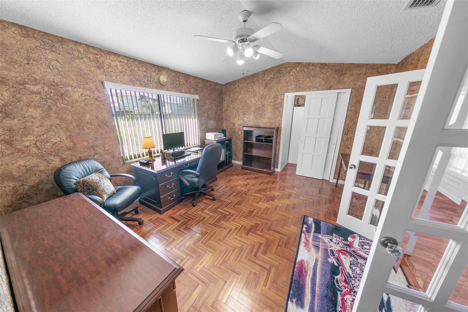 THRIFT TRACTS - Residential