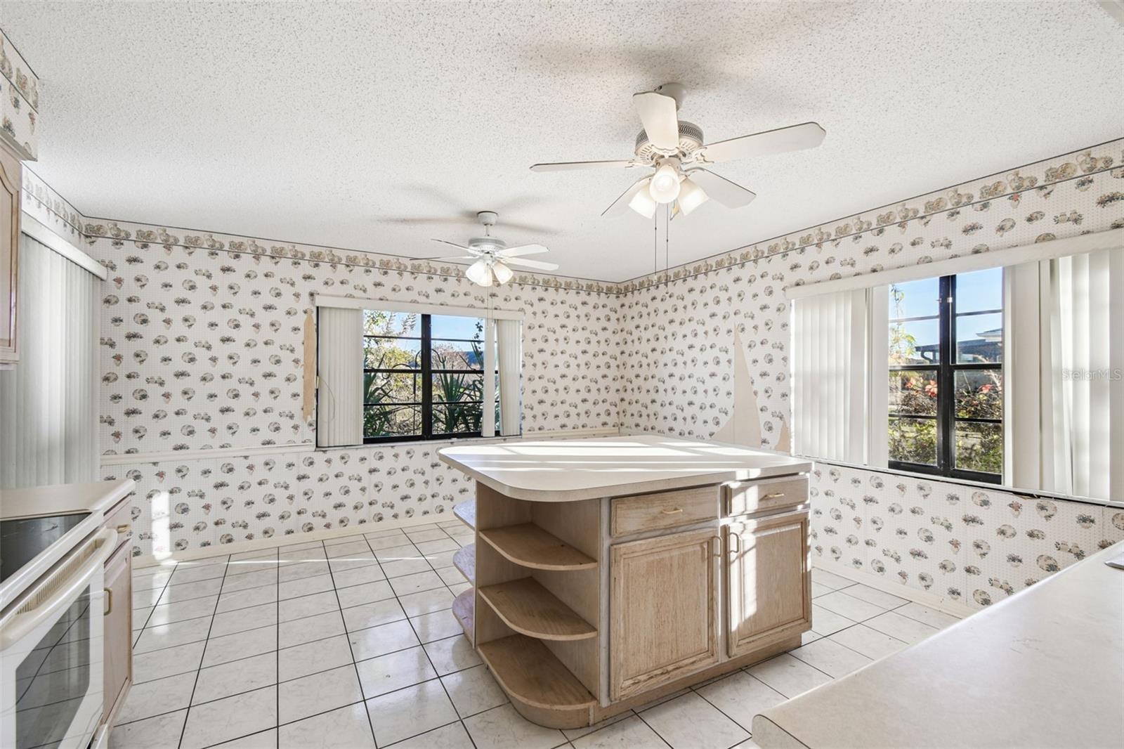 SUN CITY CENTER UNIT 46 - Residential