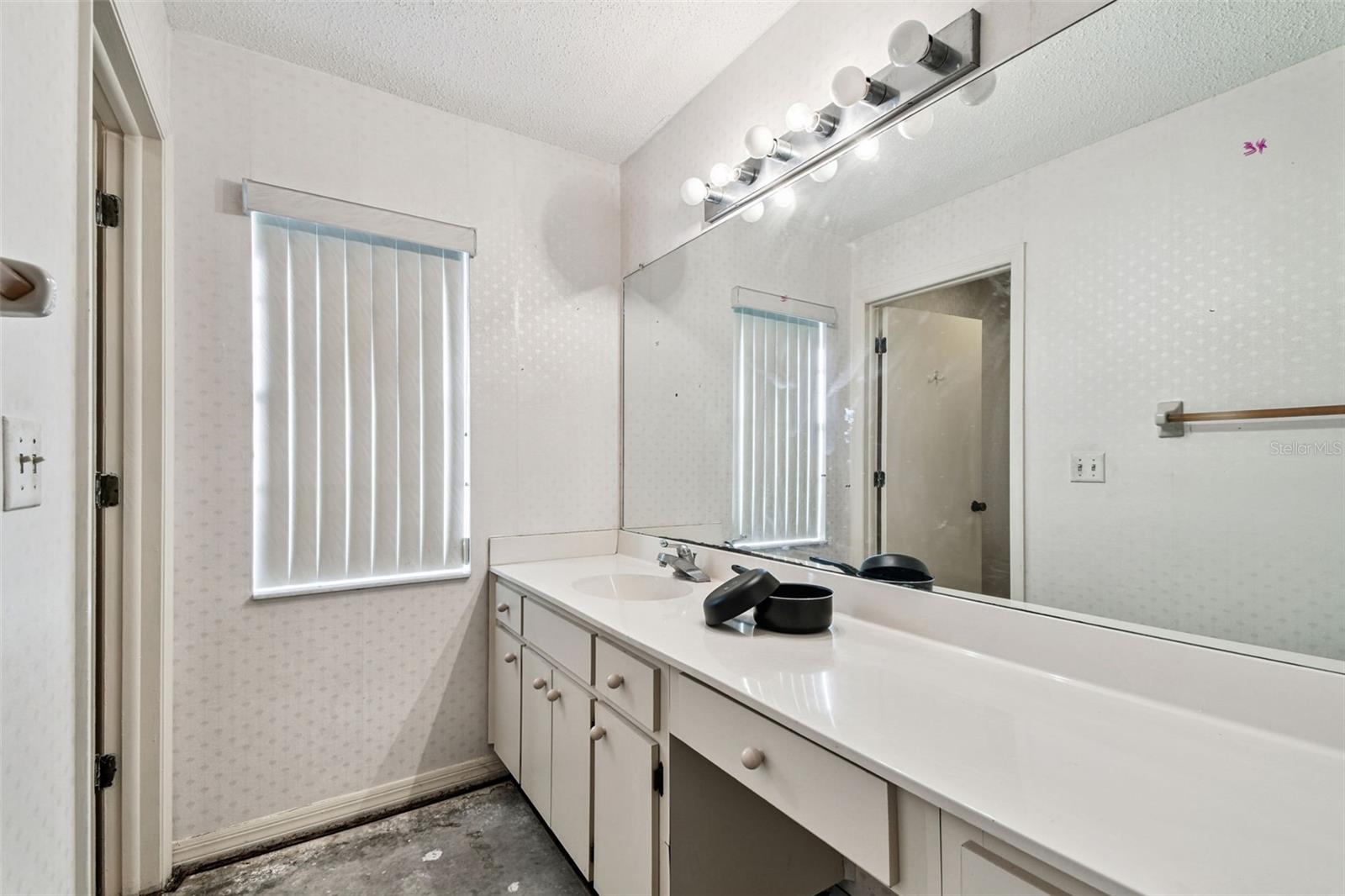 SUN CITY CENTER UNIT 46 - Residential