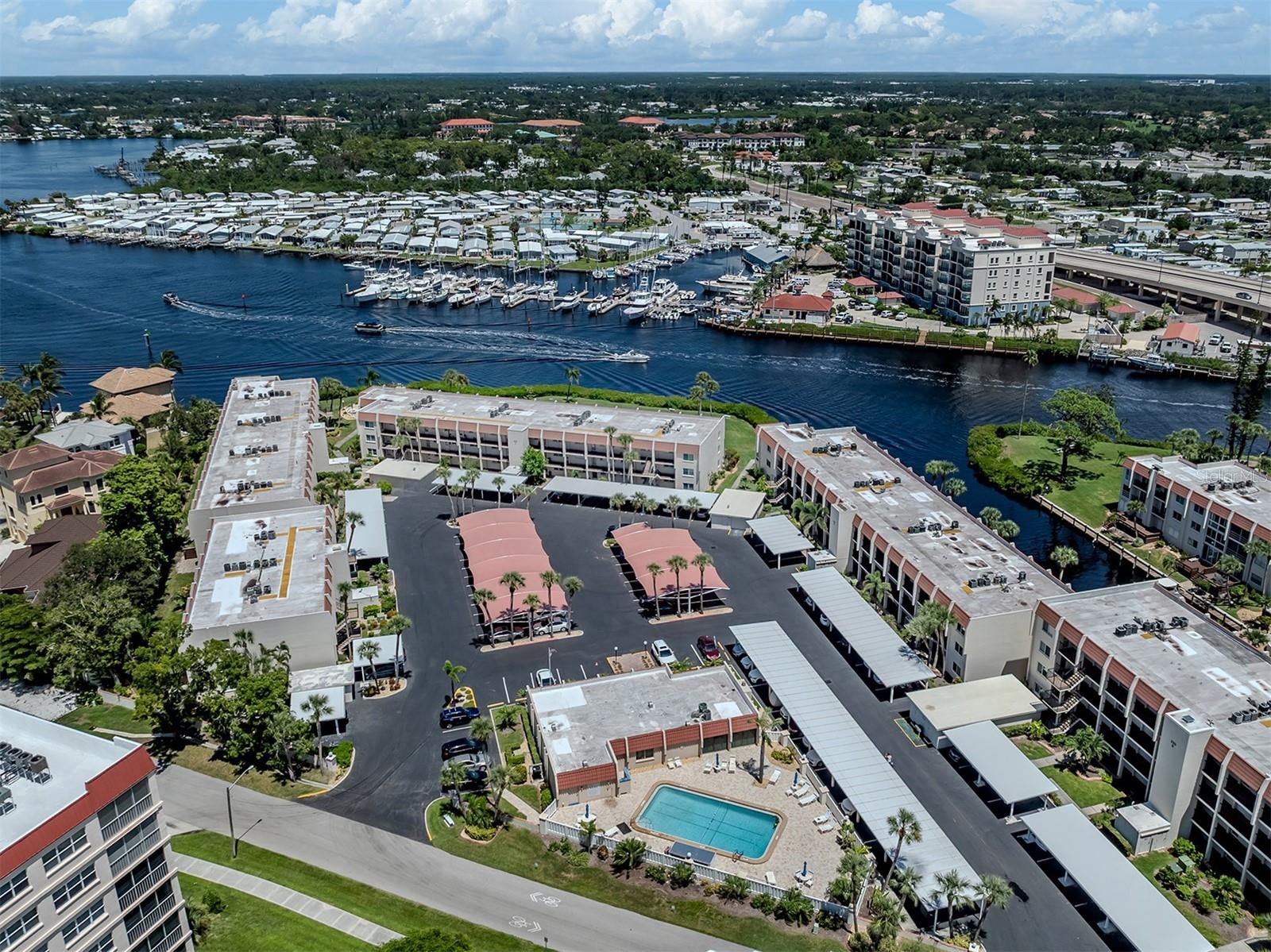 BELLA COSTA I - Residential