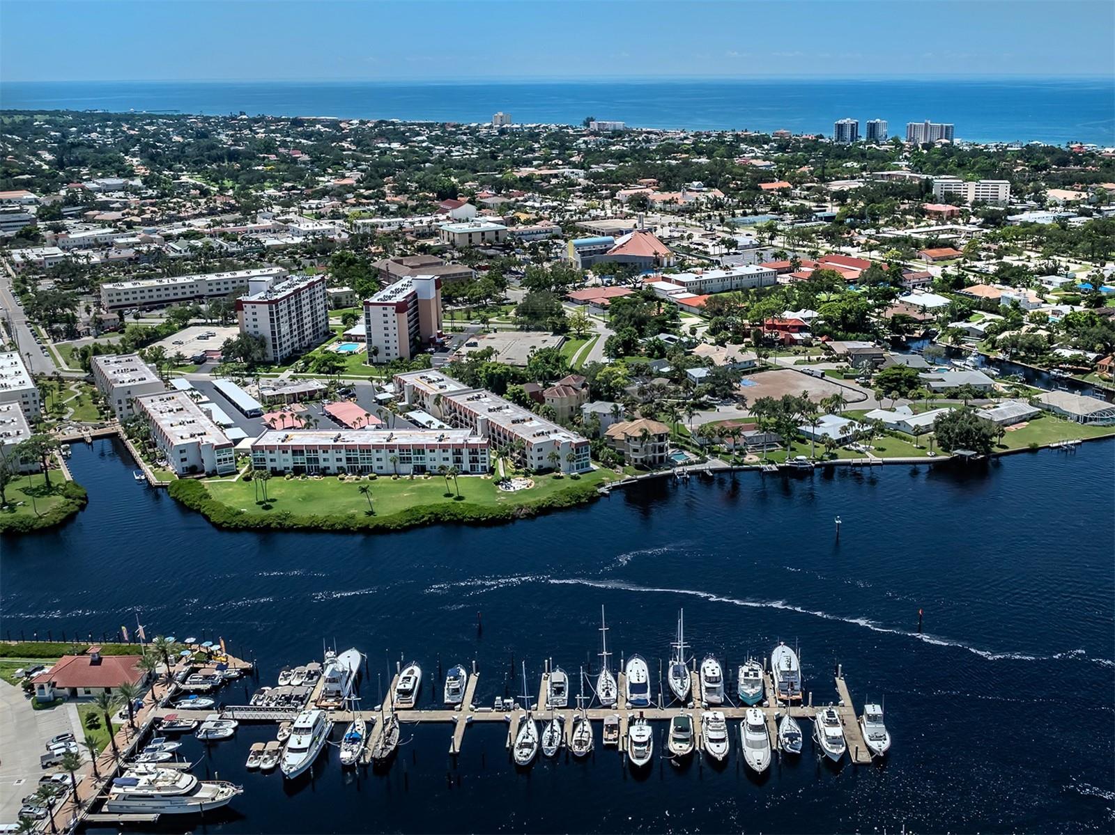 BELLA COSTA I - Residential