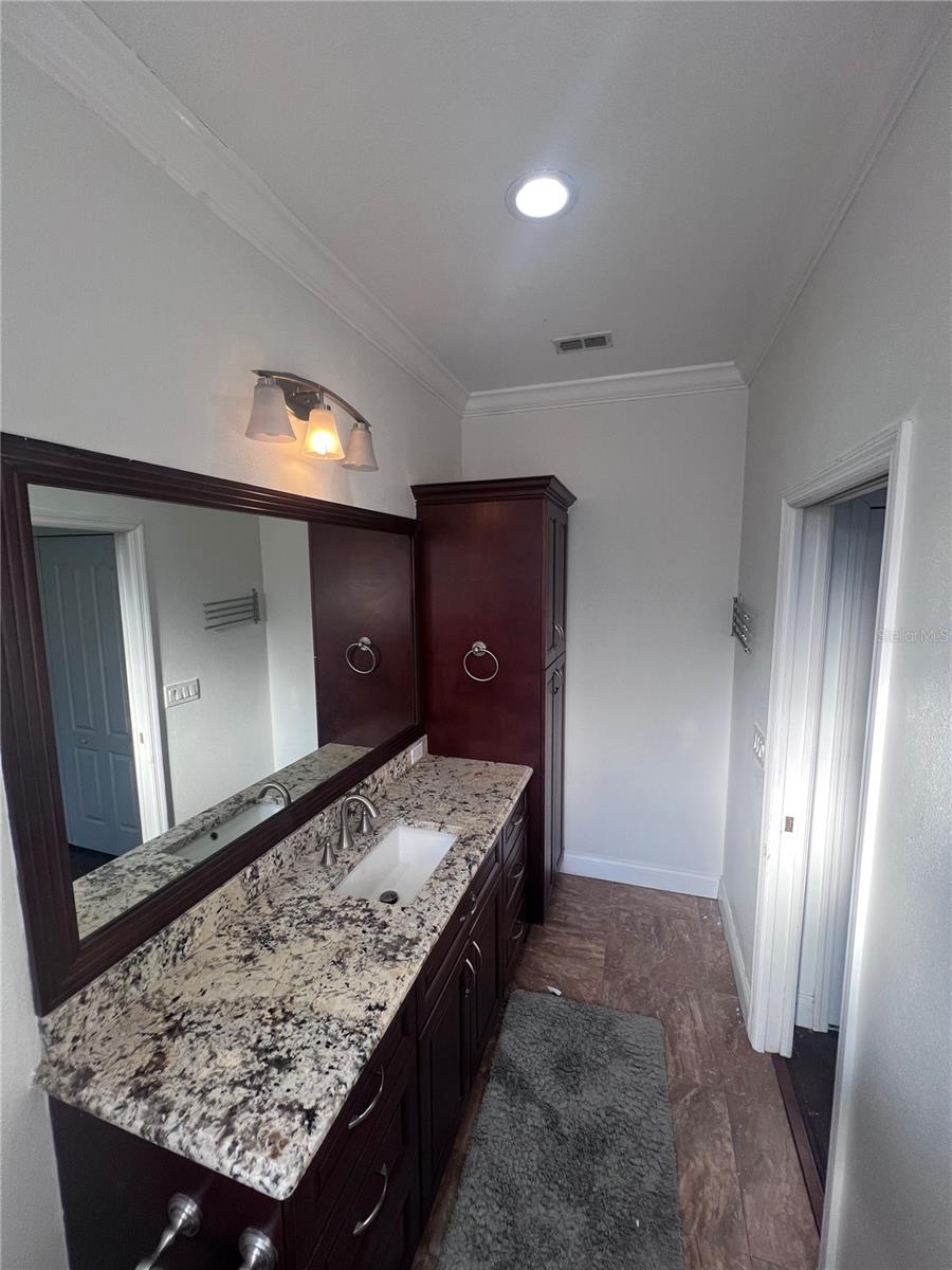 HUNTERS CREEK TR 200-215 PH 02 - Residential