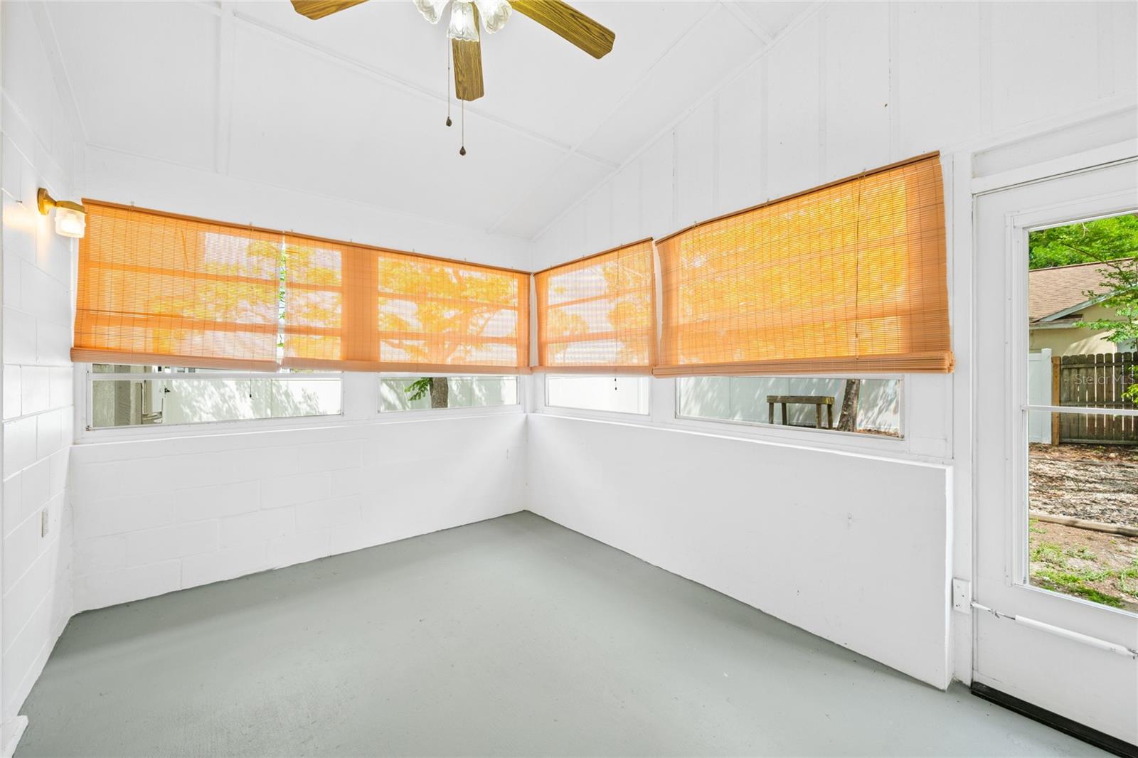 EUSTIS ARBOR HILLS UNIT 01 - Residential