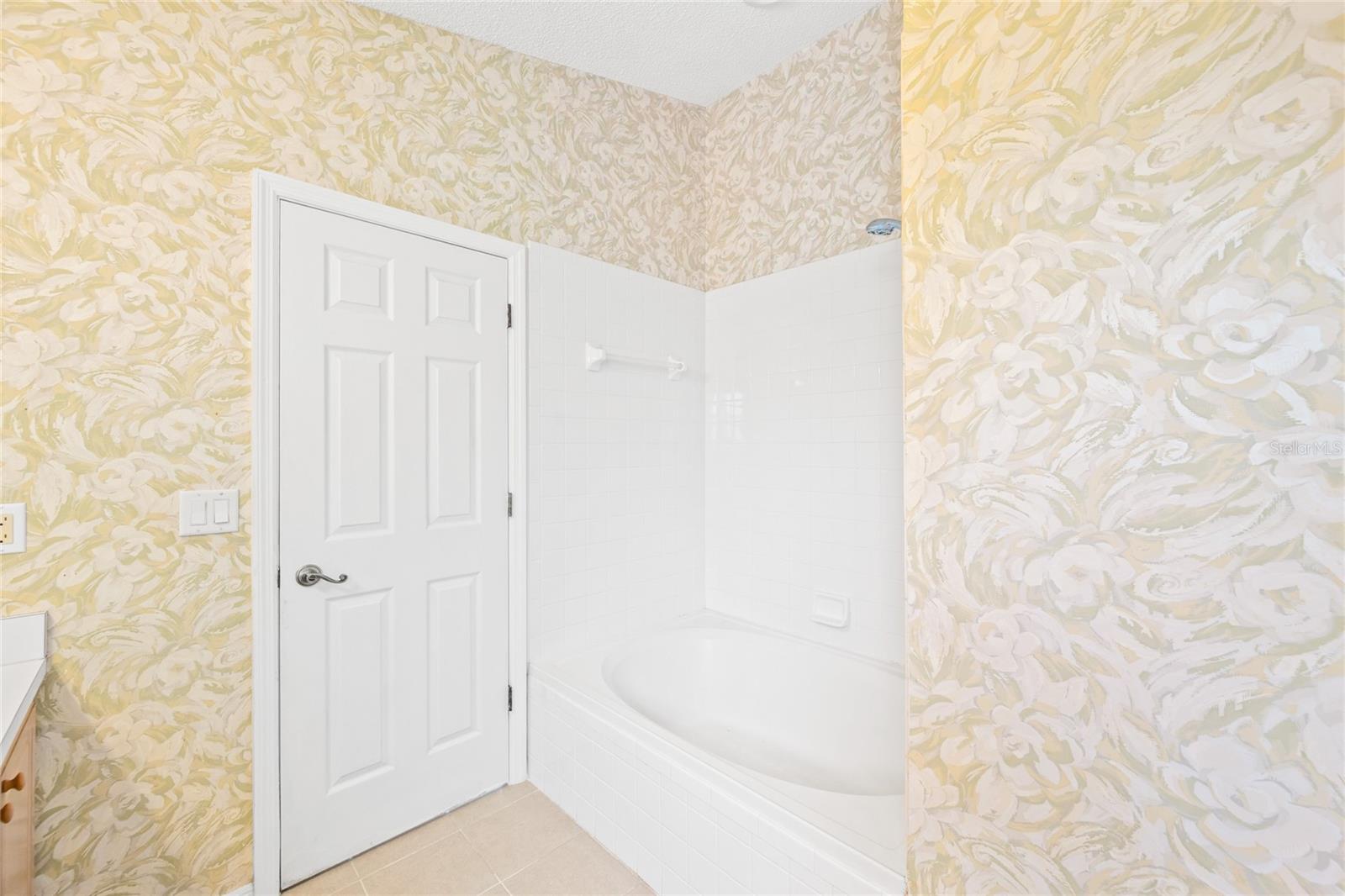 EUSTIS ARBOR HILLS UNIT 01 - Residential