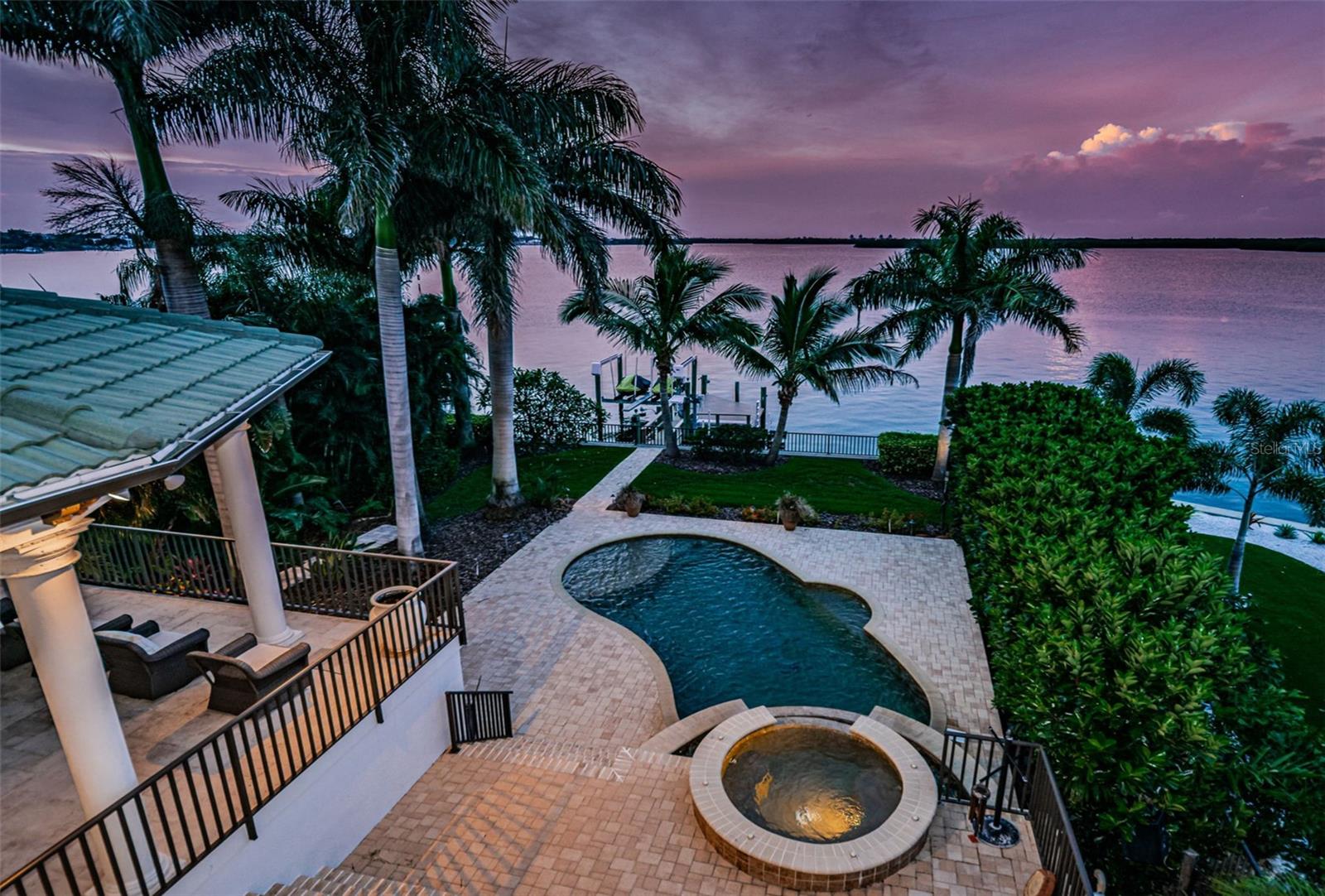 SHORE ACRES EDGEWATER SEC BLKS 17 & 18 - Residential