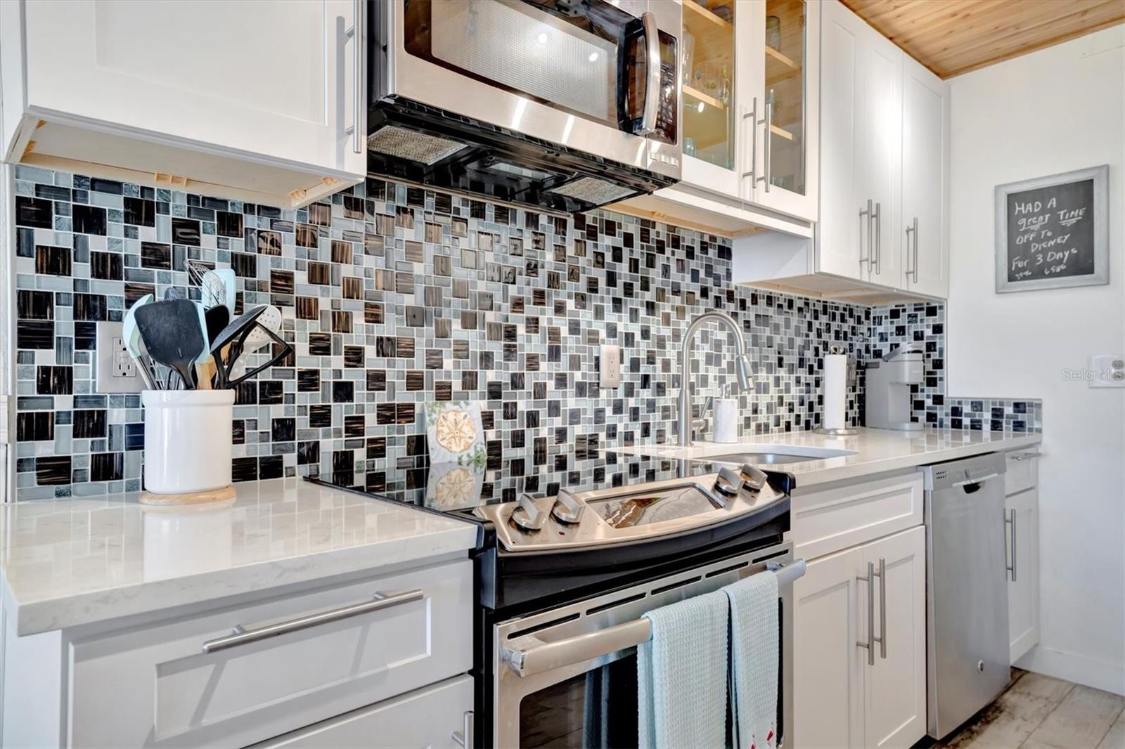 WOODPARK AT DESOTO SQUARE PH IV - Residential