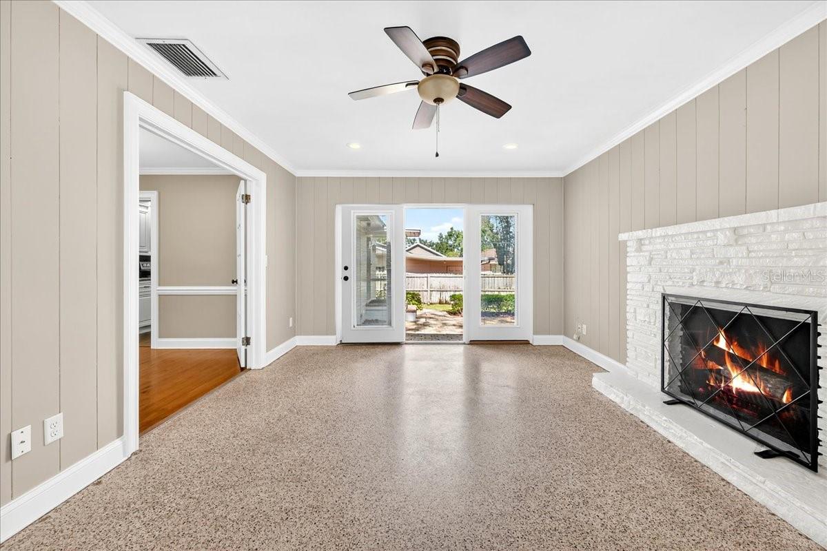 LAUREL HILL - Residential Lease