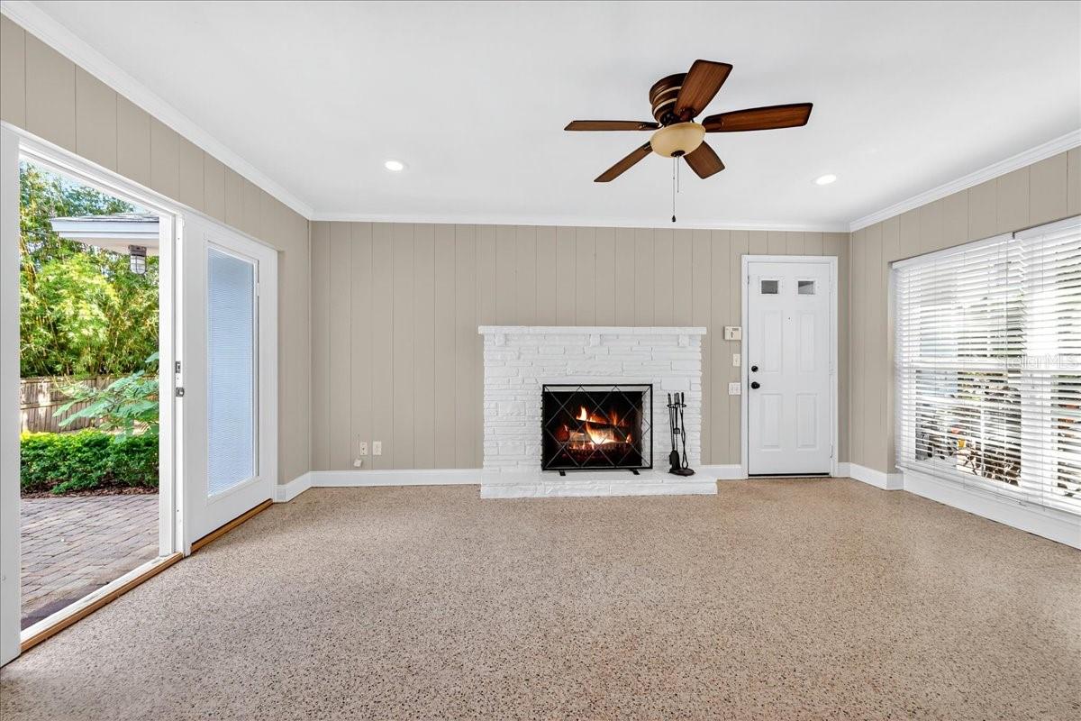 LAUREL HILL - Residential Lease