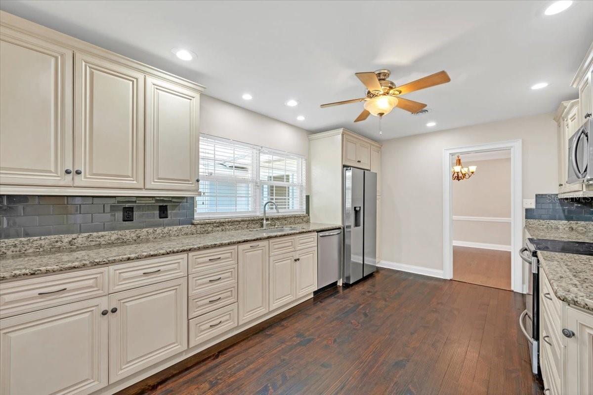 LAUREL HILL - Residential Lease