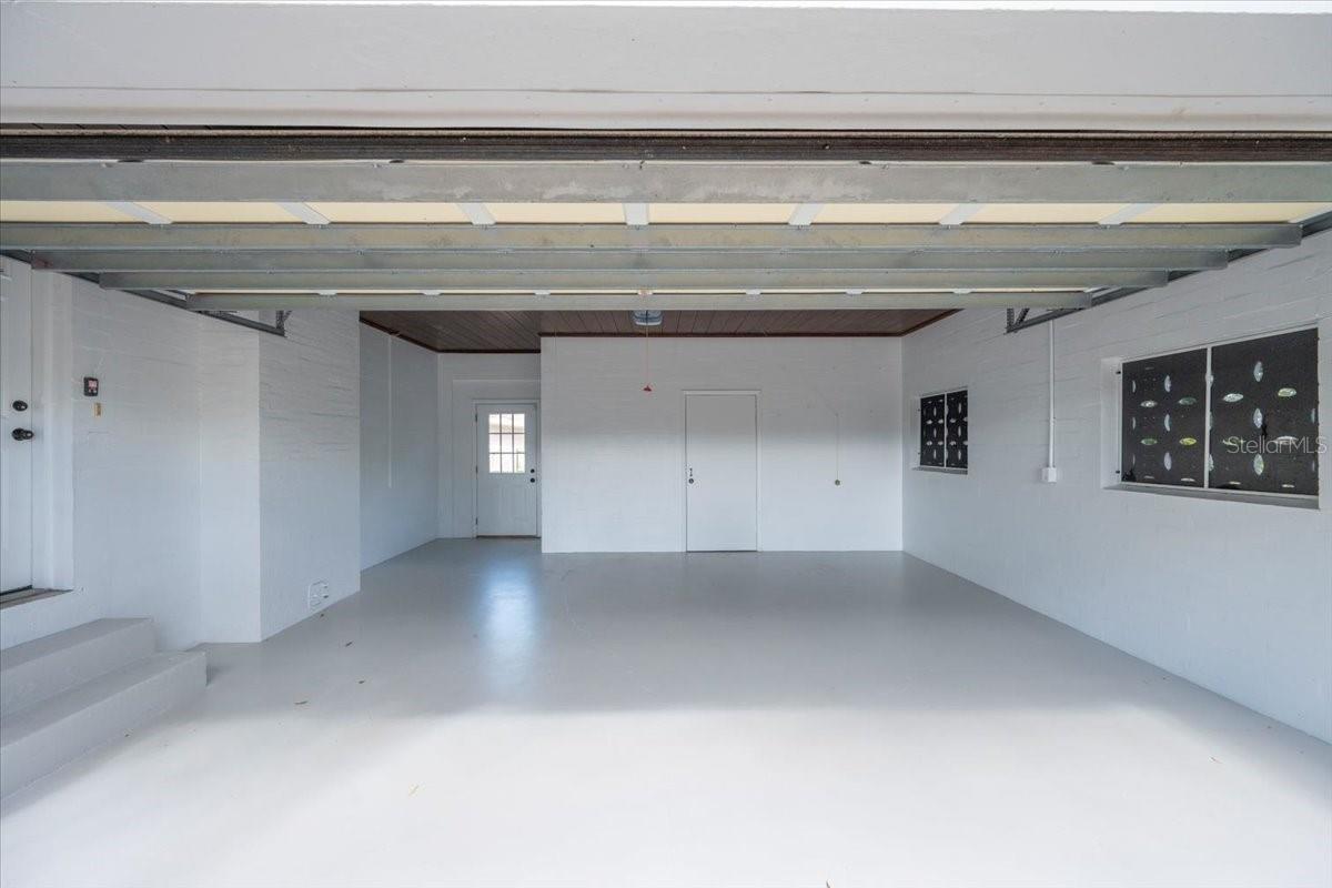 LAUREL HILL - Residential Lease