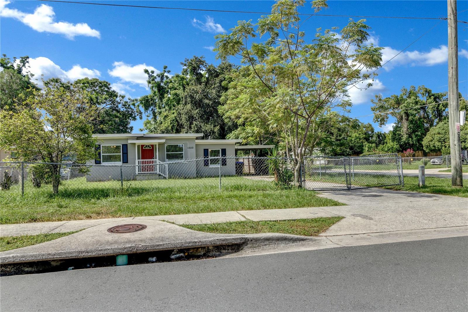1350 20TH STREET