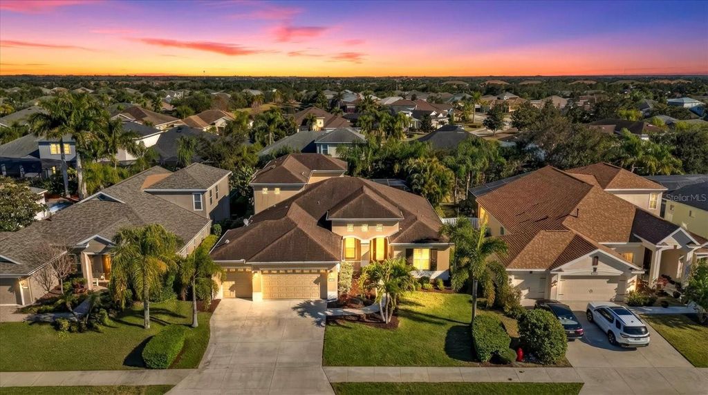 Photo of 4727 Balboa Park Loop, Bradenton, FL 34211 (MLS # A4680693)