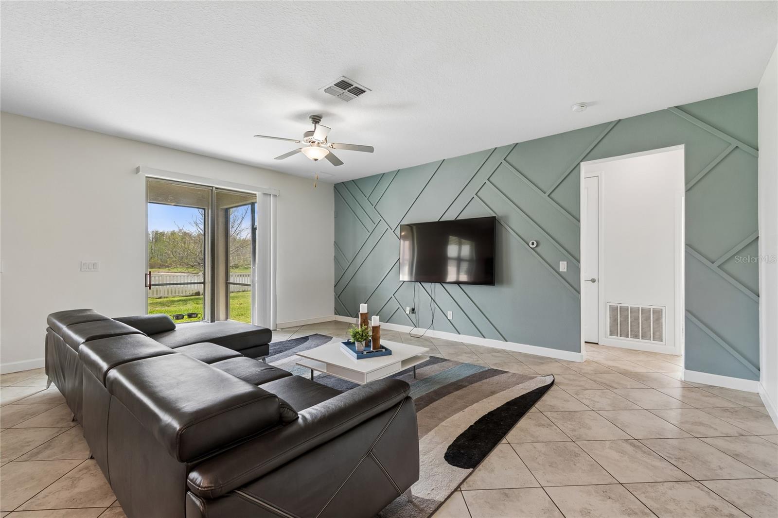 CONNERTON - Residential