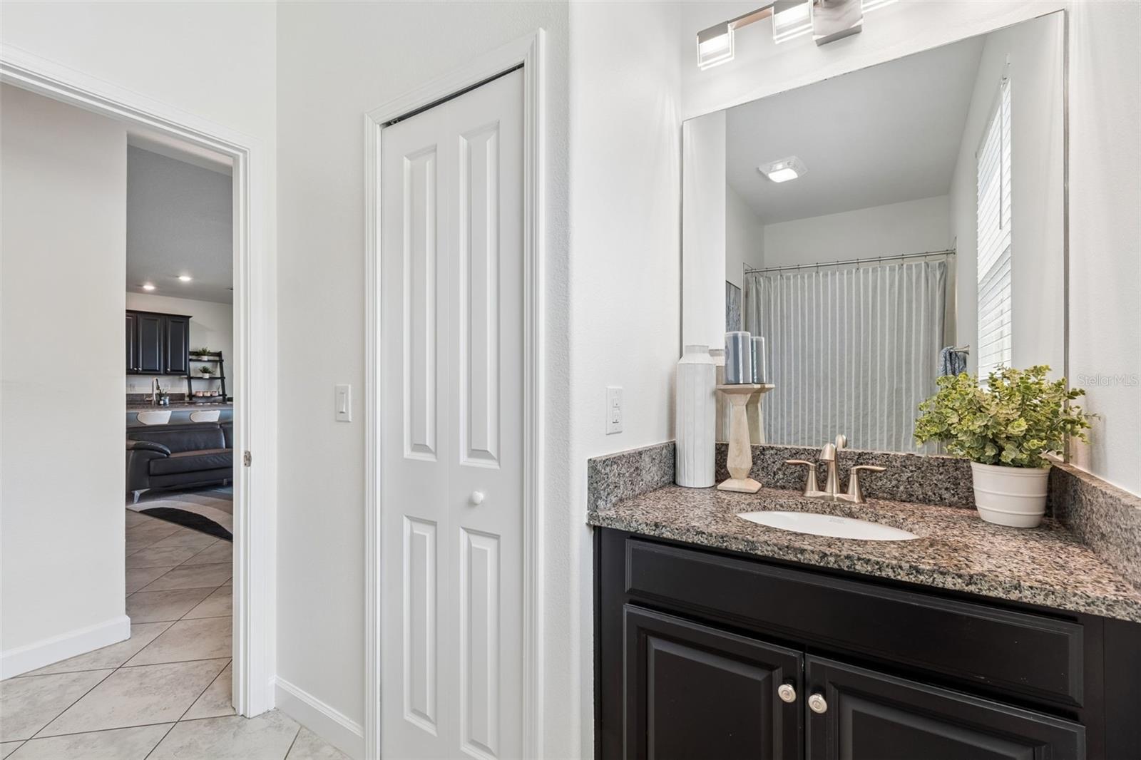 CONNERTON - Residential