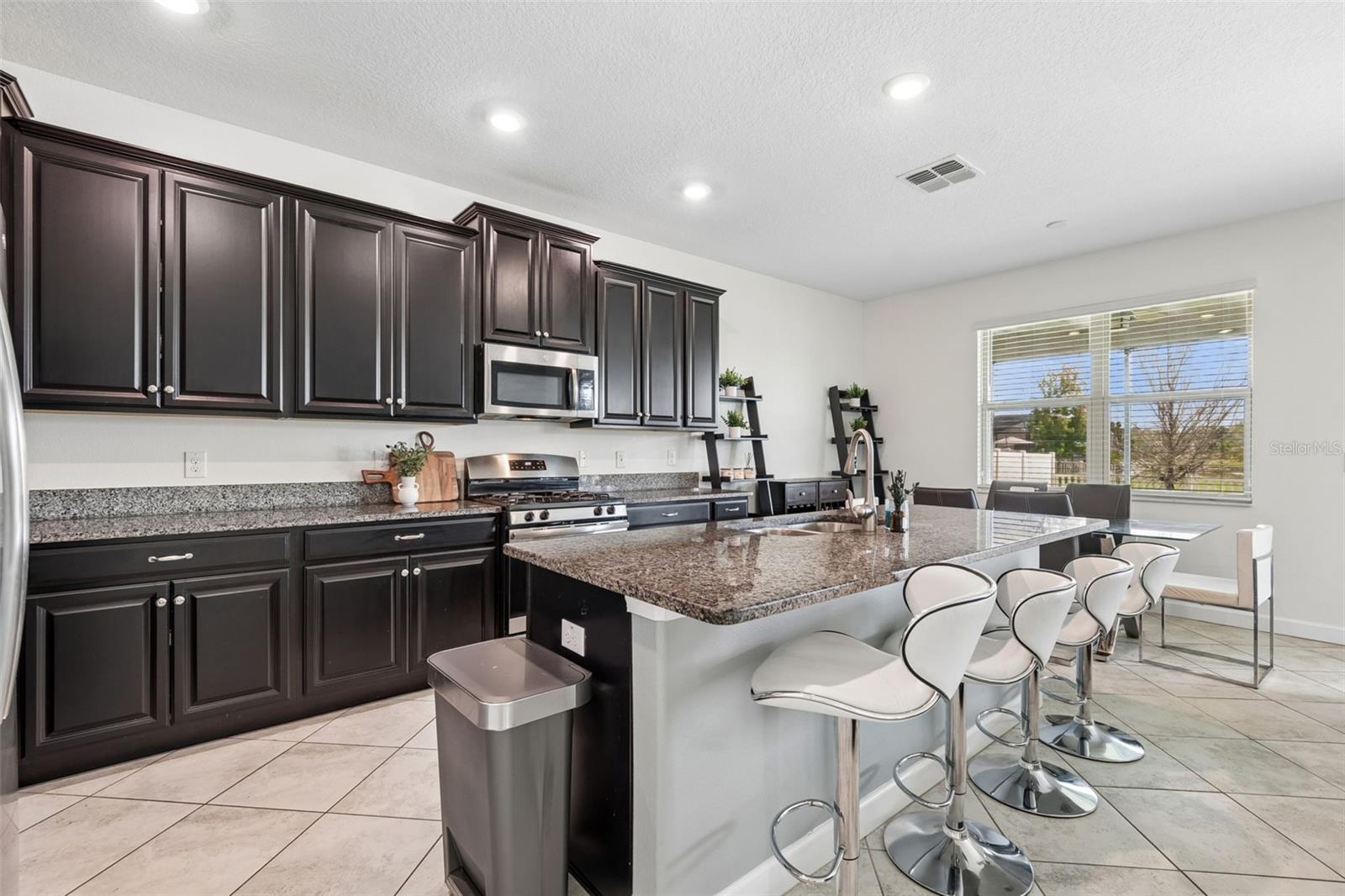 CONNERTON - Residential