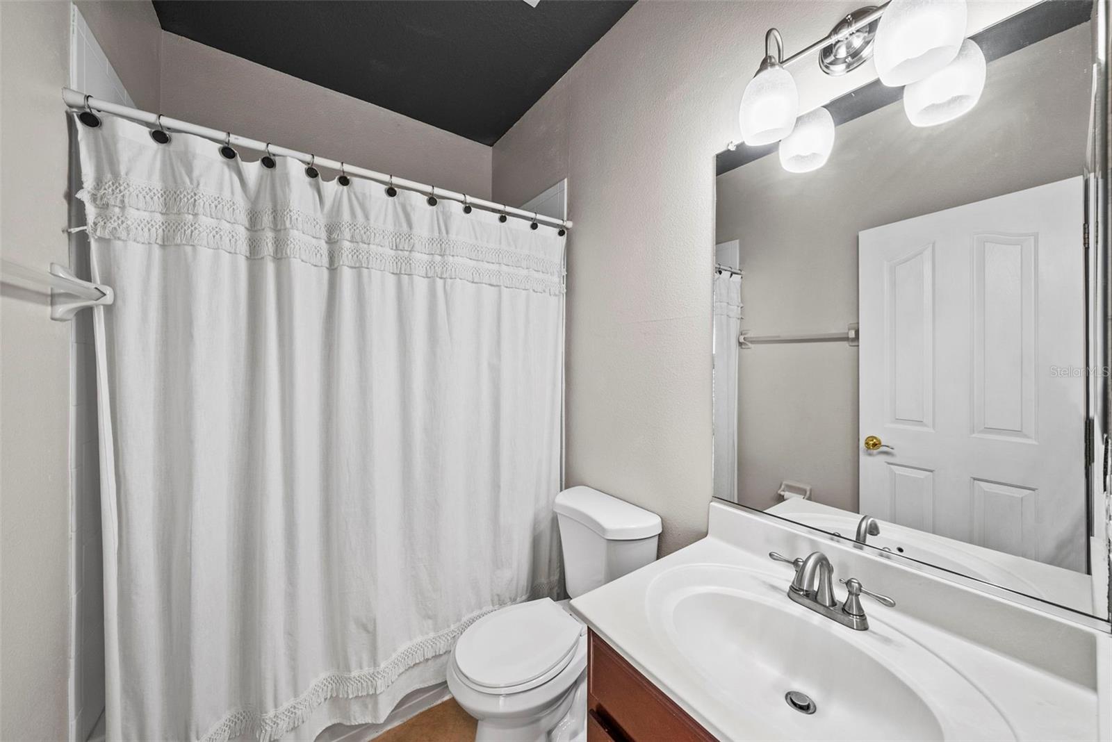 BAYSHORE POINTE TWNHMS PHAS - Residential