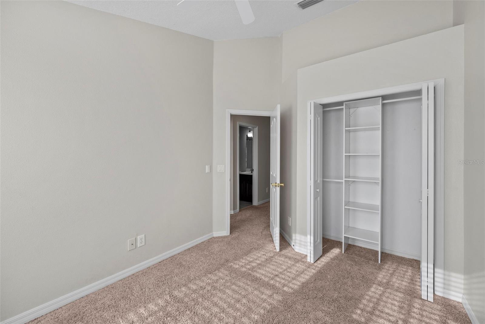 BAYSHORE POINTE TWNHMS PHAS - Residential