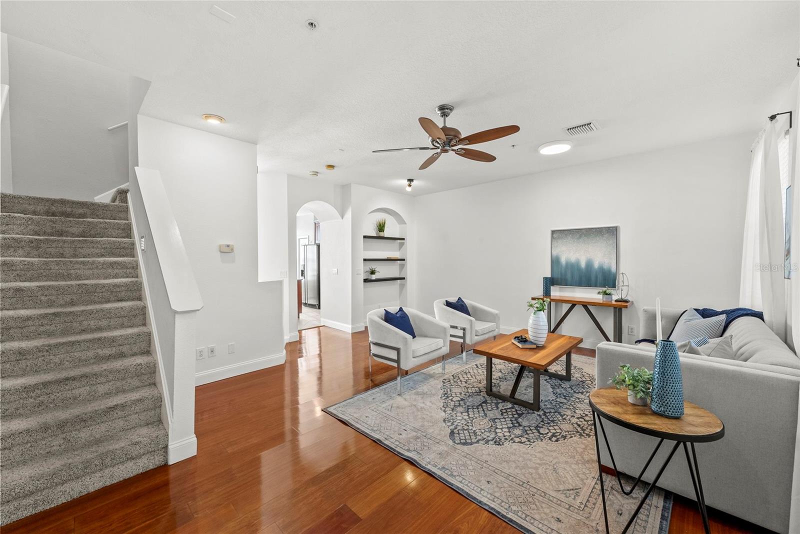 BAYSHORE POINTE TWNHMS PHAS - Residential