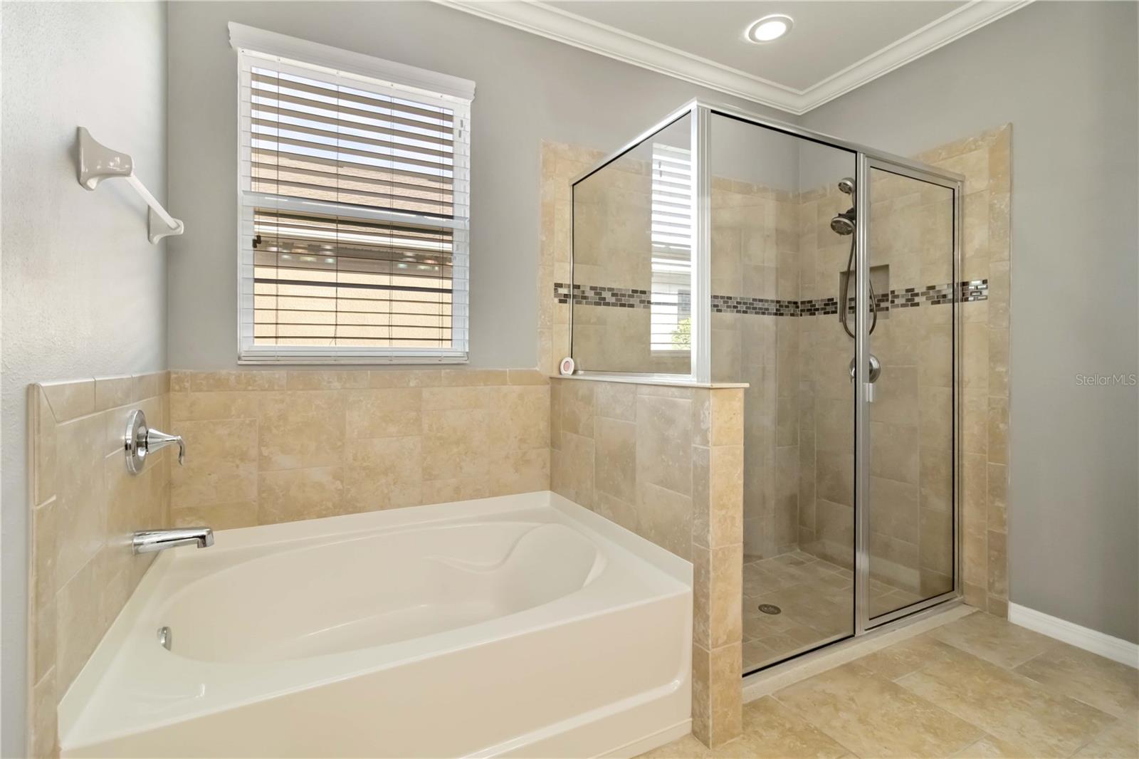 FAIRWAYS/BENT TREE - Residential