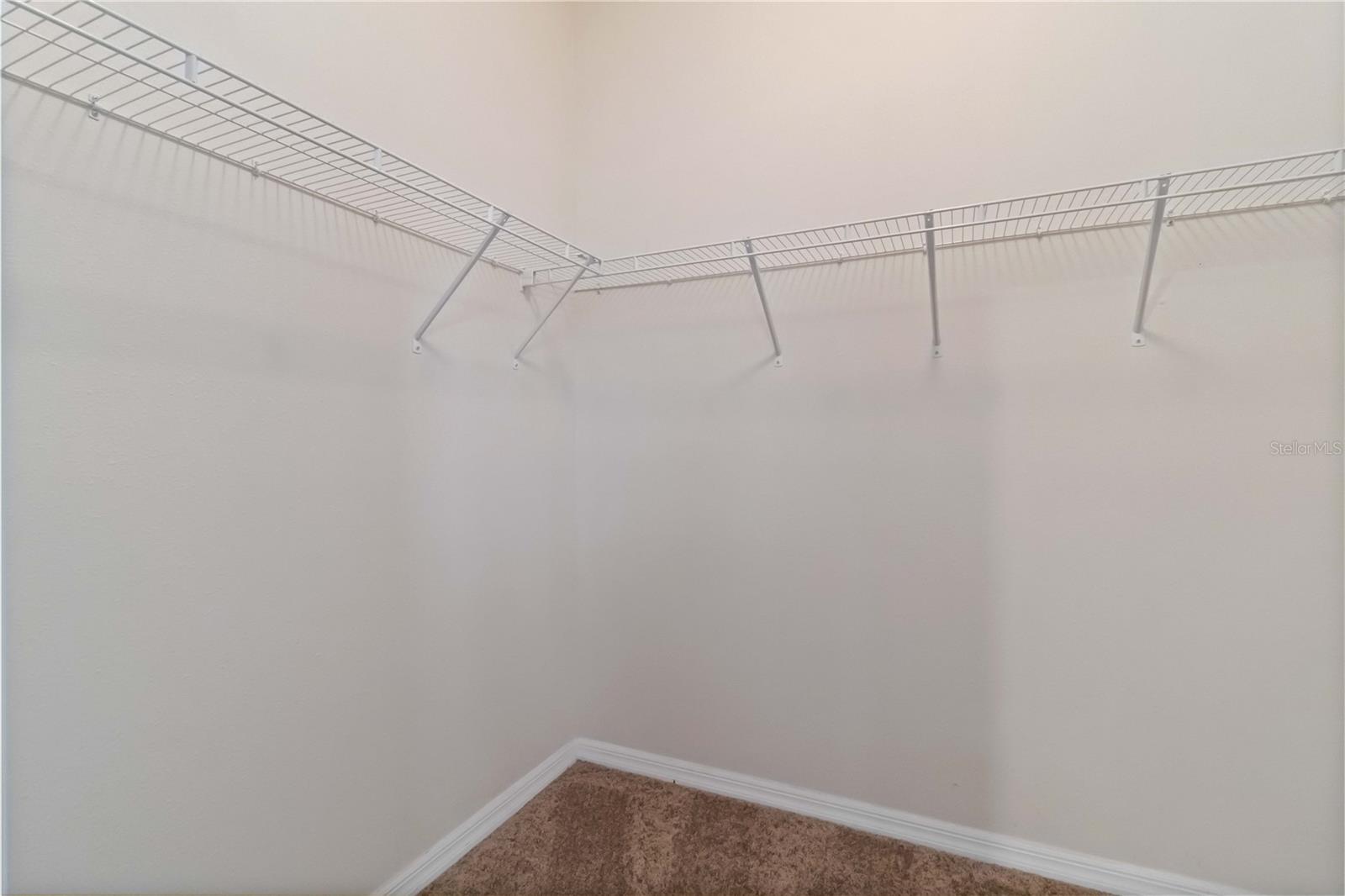 FAIRWAYS/BENT TREE - Residential