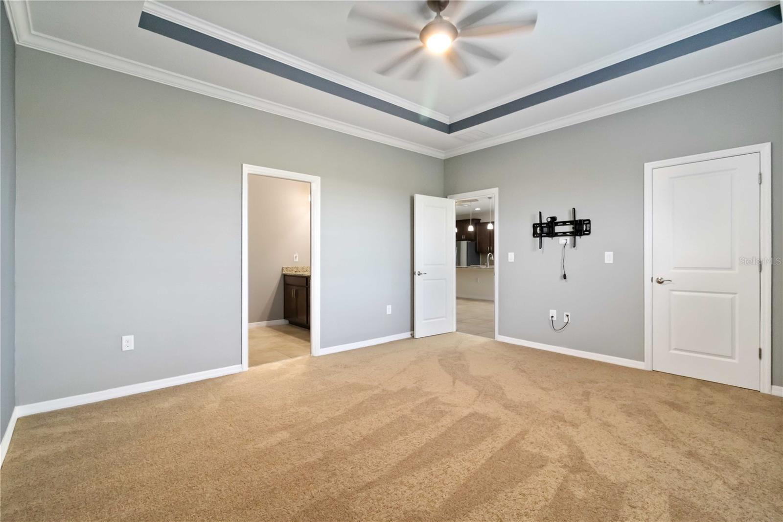 FAIRWAYS/BENT TREE - Residential