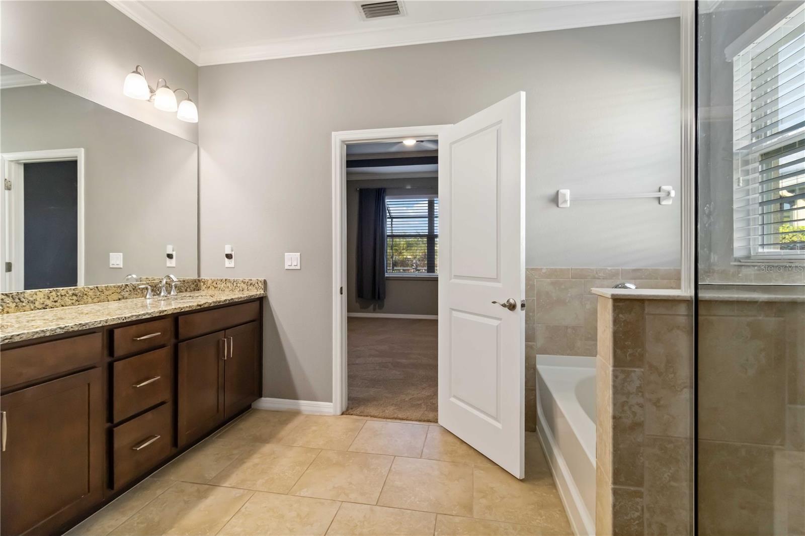 FAIRWAYS/BENT TREE - Residential