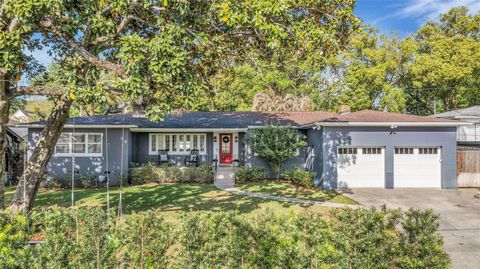 Photo of 1410 S Summerlin Avenue, Orlando, FL 32806 (MLS # O6394097)