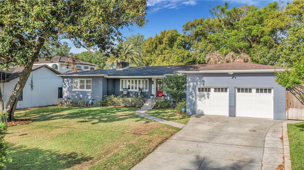 Photo of 1410 S Summerlin Avenue, Orlando, FL 32806 (MLS # O6394097)