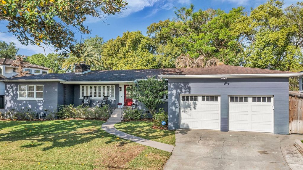 Photo of 1410 S Summerlin Avenue, Orlando, FL 32806 (MLS # O6394097)